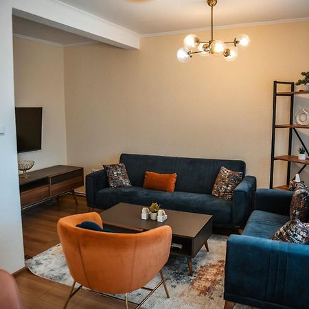 Apartments Centar Zivinice エクステリア 写真